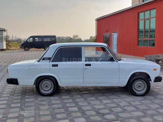 LADA (VAZ) 2107 2011, 93,000 km - 1.6 l - Şirvan