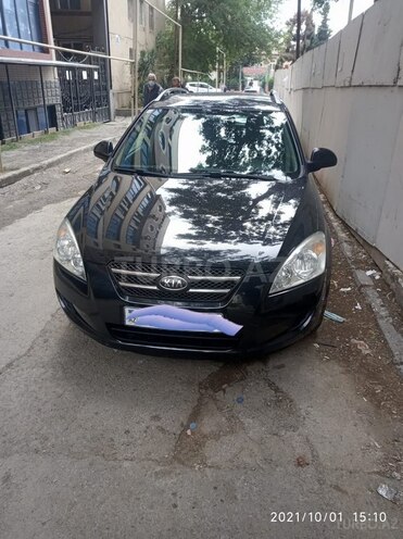 Kia Ceed 2008, 165,000 km - 1.4 л - Salyan