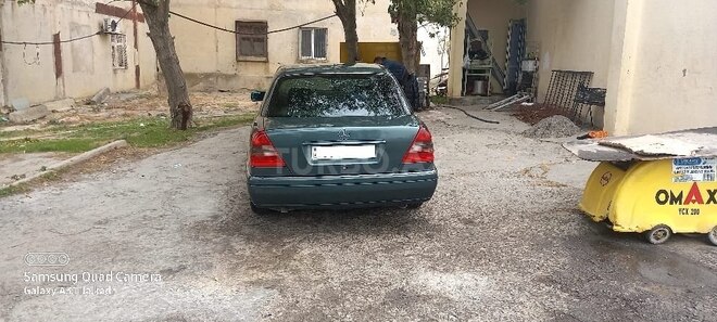 Mercedes C 180 1995, 290,000 km - 1.8 l - Bakı