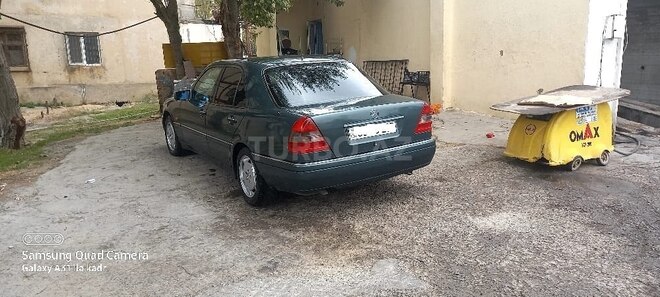 Mercedes C 180 1995, 290,000 km - 1.8 l - Bakı