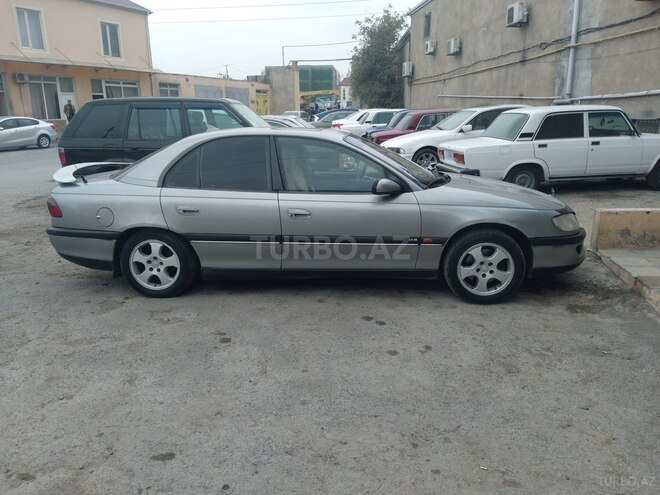 Opel Omega 1994, 396,675 km - 2.0 l - Sumqayıt
