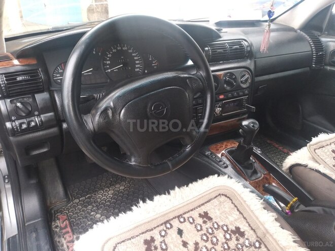 Opel Omega 1994, 396,675 km - 2.0 l - Sumqayıt