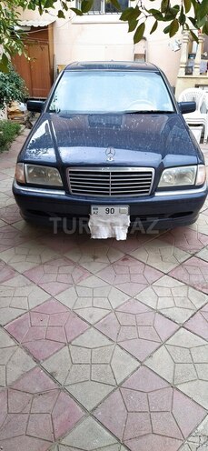 Mercedes C 230 1999, 236,000 km - 2.3 l - Bakı
