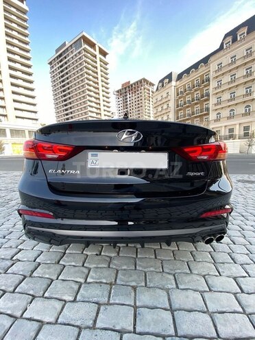 Hyundai Elantra 2017, 126,816 km - 1.6 l - Bakı