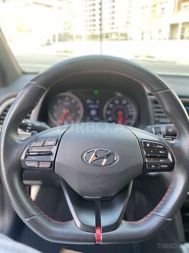 Hyundai Elantra 2017, 126,816 km - 1.6 l - Bakı