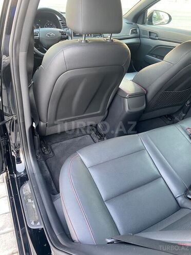 Hyundai Elantra 2017, 126,816 km - 1.6 l - Bakı