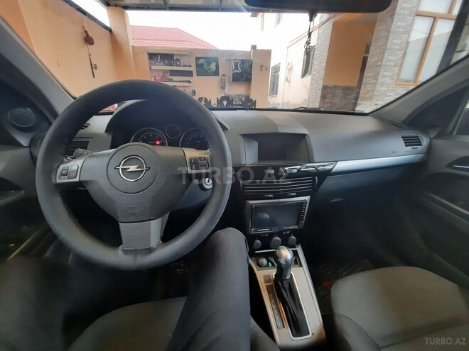 Opel Astra 2005, 225,000 km - 1.8 l - Bakı