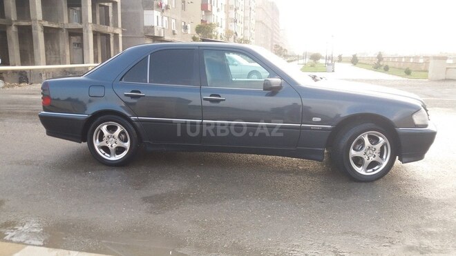 Mercedes C 220 1997, 382,000 km - 2.2 l - Bakı