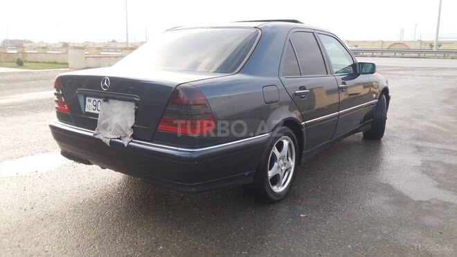 Mercedes C 220 1997, 382,000 km - 2.2 l - Bakı