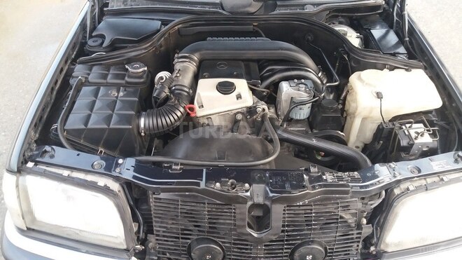 Mercedes C 220 1997, 382,000 km - 2.2 l - Bakı