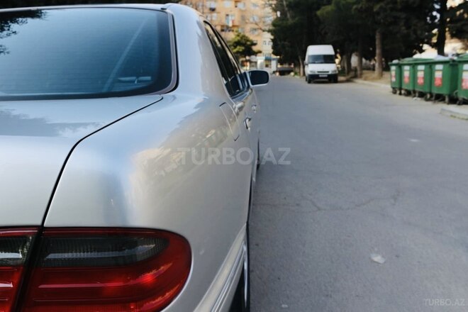 Mercedes E 320 2000, 225,000 km - 3.2 l - Bakı