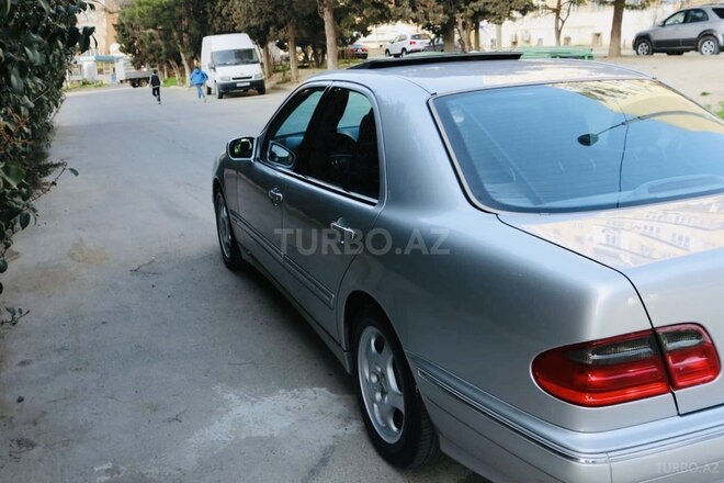 Mercedes E 320 2000, 225,000 km - 3.2 l - Bakı