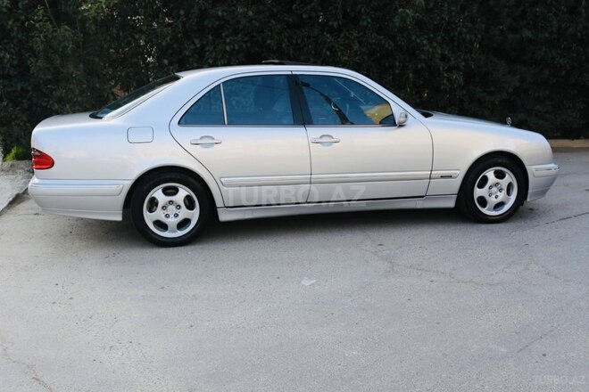 Mercedes E 320 2000, 225,000 km - 3.2 l - Bakı