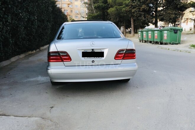 Mercedes E 320 2000, 225,000 km - 3.2 l - Bakı