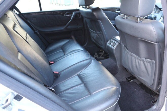 Mercedes E 320 2000, 225,000 km - 3.2 l - Bakı
