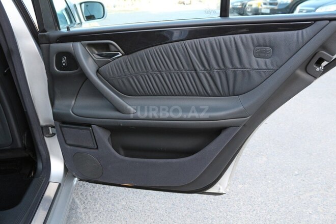 Mercedes E 320 2000, 225,000 km - 3.2 l - Bakı