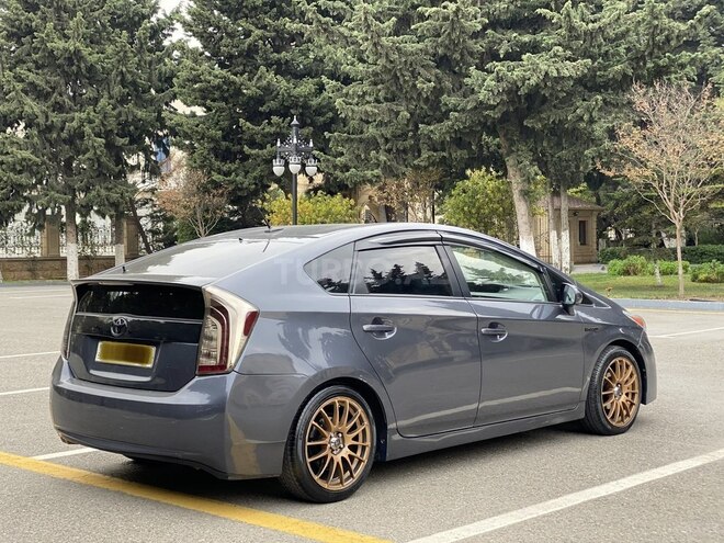Toyota Prius 2010, 215,000 km - 1.8 l - Bakı
