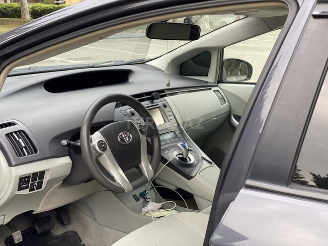 Toyota Prius 2010, 215,000 km - 1.8 l - Bakı