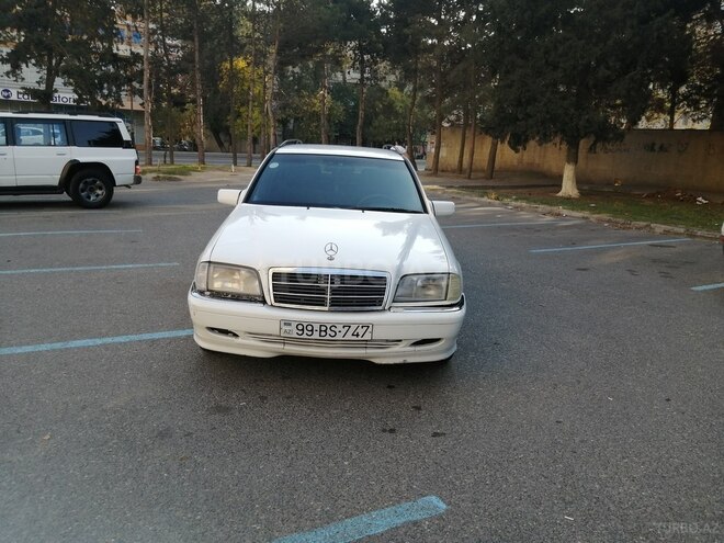 Mercedes C 240 1998, 348,000 km - 2.4 l - Bakı