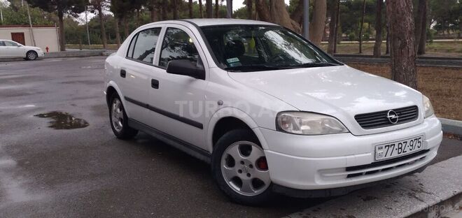 Opel Astra 2005, 250,000 km - 1.4 l - Bakı