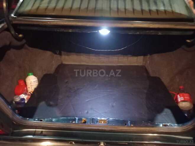 Mercedes E 220 1995, 215,000 km - 2.0 l - Astara