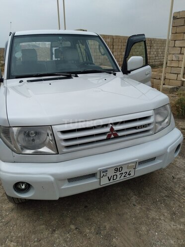 Mitsubishi Pajero 1999, 200,000 km - 1.8 l - Sabirabad