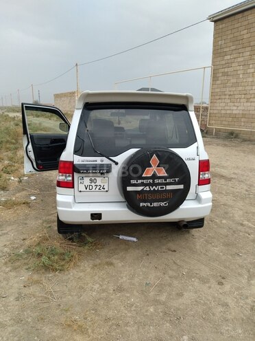 Mitsubishi Pajero 1999, 200,000 km - 1.8 l - Sabirabad