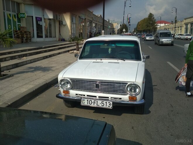 LADA (VAZ) 21011 1976, 300,000 km - 1.3 l - Balakən