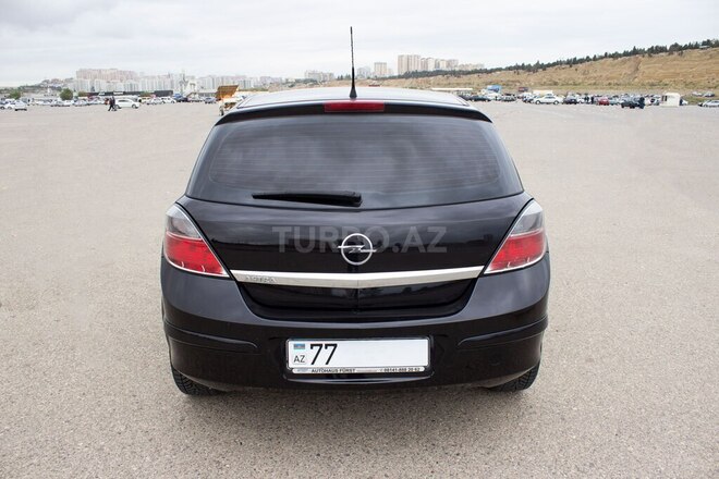 Opel Astra 2005, 176,000 km - 1.4 l - Bakı