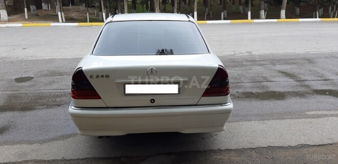 Mercedes C 240 1998, 264,000 km - 2.4 l - Sumqayıt