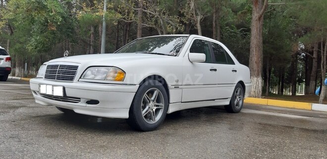Mercedes C 240 1998, 264,000 km - 2.4 l - Sumqayıt