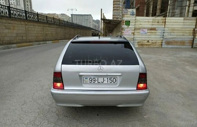 Mercedes C 220 1998, 353,647 km - 2.2 l - Bakı
