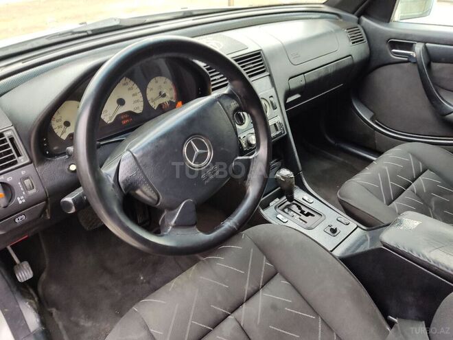 Mercedes C 220 1998, 353,647 km - 2.2 l - Bakı