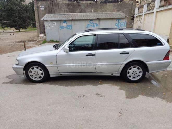 Mercedes C 220 1998, 353,647 km - 2.2 l - Bakı