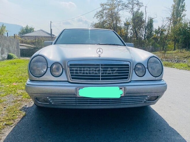 Mercedes E 240 1997, 334,000 km - 2.4 l - Zaqatala