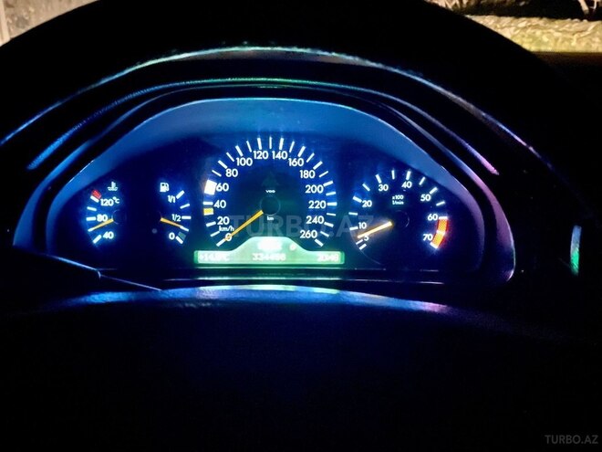 Mercedes E 240 1997, 334,000 km - 2.4 l - Zaqatala
