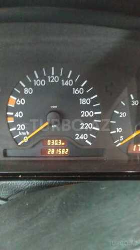 Mercedes C 200 1999, 280,000 km - 2.0 л - Lənkəran
