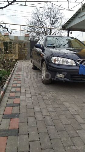 Nissan Sunny 2003, 209,000 km - 1.6 l - Qusar
