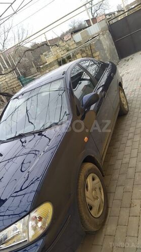 Nissan Sunny 2003, 209,000 km - 1.6 l - Qusar