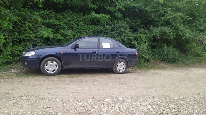 Nissan Sunny 2003, 209,000 km - 1.6 l - Qusar