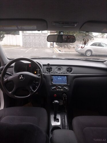 Mitsubishi Outlander 2002, 333,689 km - 2.4 l - Sumqayıt