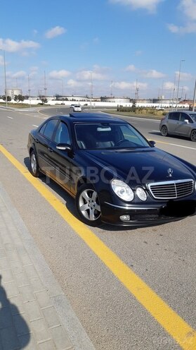 Mercedes E 270 2004, 403,000 km - 2.7 l - Bakı