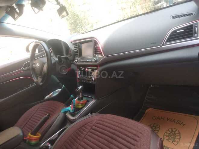 Hyundai Elantra 2016, 10,005 km - 2.0 л - Bakı