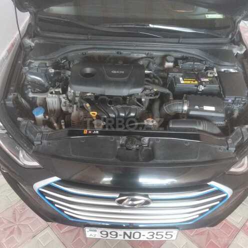 Hyundai Elantra 2016, 10,005 km - 2.0 л - Bakı