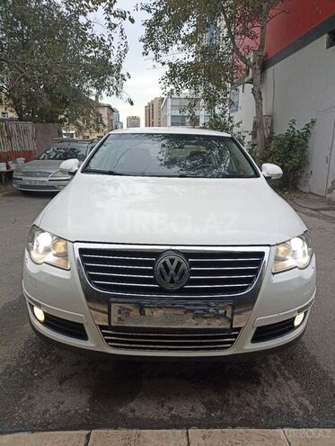 Volkswagen Passat 2005, 203,000 km - 2.0 l - Bakı