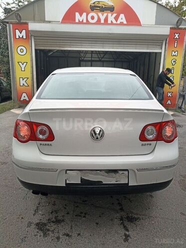Volkswagen Passat 2005, 203,000 km - 2.0 l - Bakı