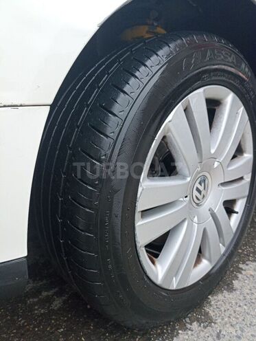 Volkswagen Passat 2005, 203,000 km - 2.0 l - Bakı
