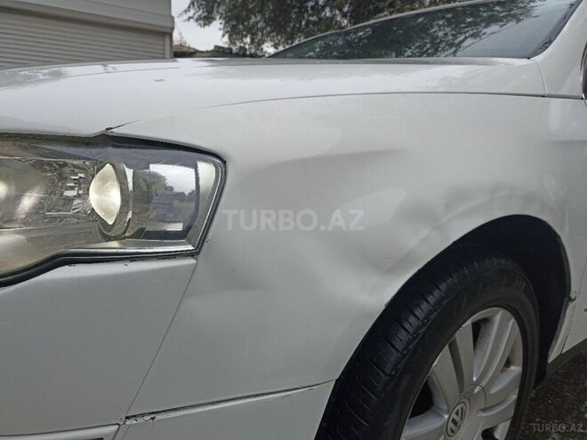 Volkswagen Passat 2005, 203,000 km - 2.0 l - Bakı