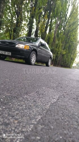 Ford Escort 1993, 978,000 km - 1.8 l - Zaqatala