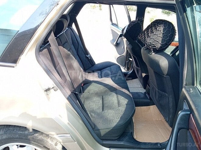 Mercedes C 220 1998, 407,000 km - 2.2 l - Sumqayıt